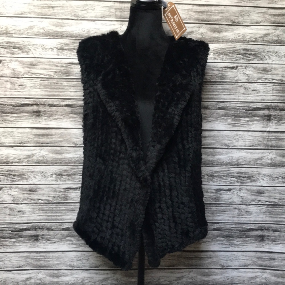 Nanette Lepore Black Faux fur vest w/knit back